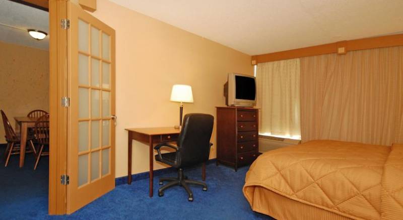 Comfort Inn & Suites Omaha