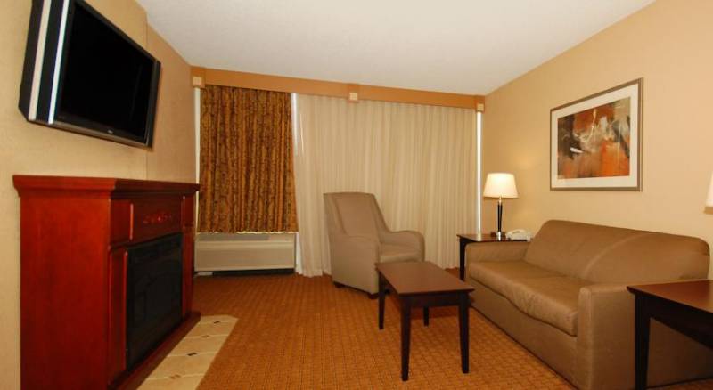 Comfort Inn & Suites Omaha