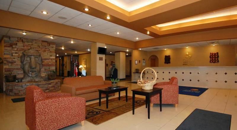 Comfort Inn & Suites Omaha