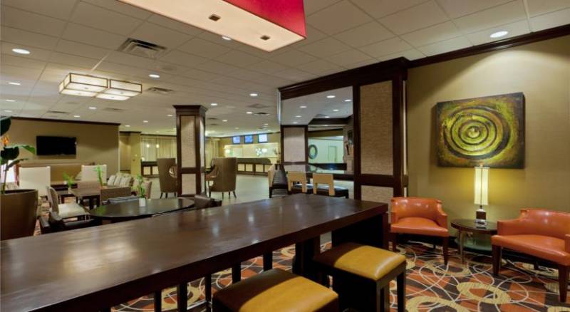 DoubleTree by Hilton Baltimore - BWI Airport