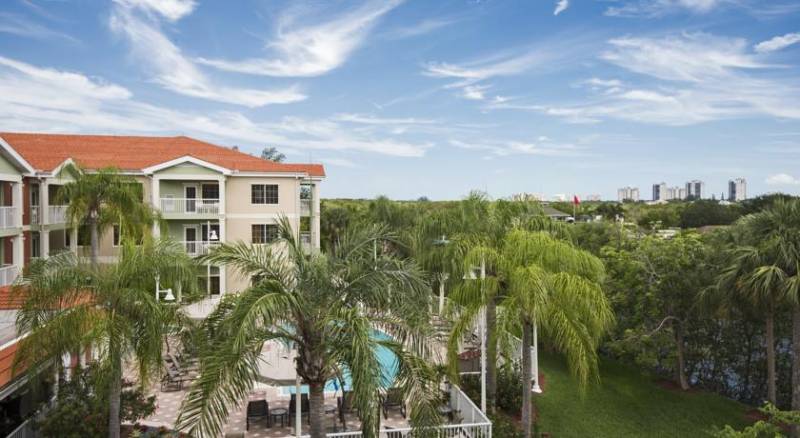 DoubleTree Suites by Hilton Naples