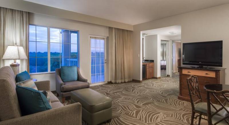 DoubleTree Suites by Hilton Naples