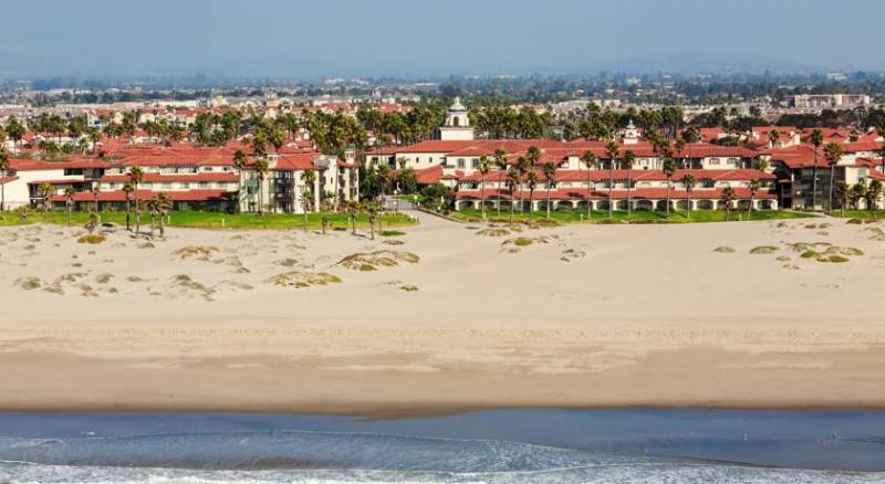 Embassy Suites Mandalay Beach - Hotel & Resort