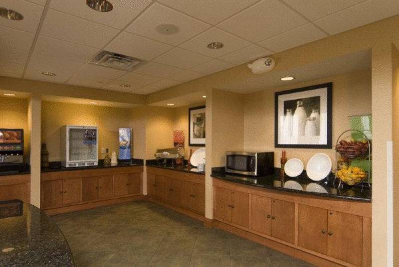 Hampton Inn & Suites Moline-Quad City Int'l Aprt