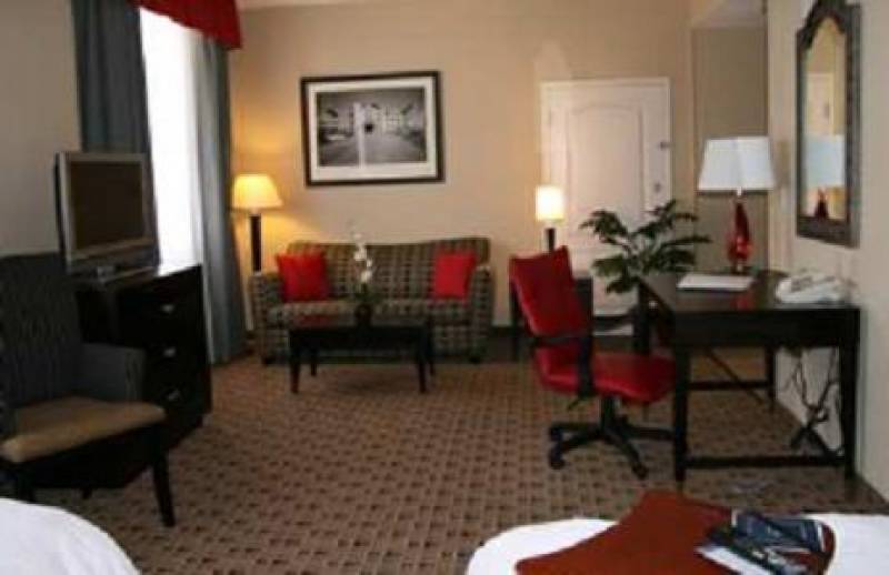 Hampton Inn & Suites Montgomery-Downtown