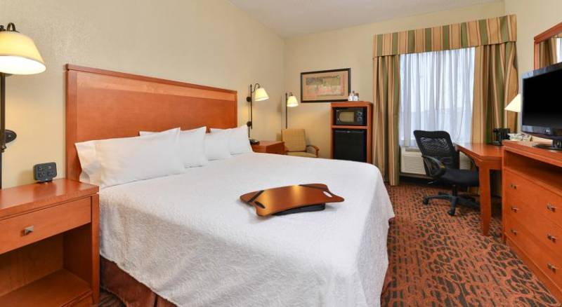 Hampton Inn Martinsburg