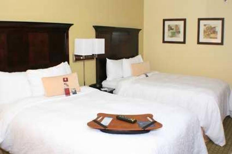 Hampton Inn Naples-Central