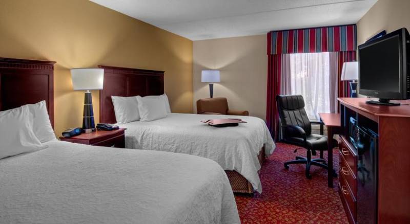 Hampton Inn Newport News - Victory Boulevard