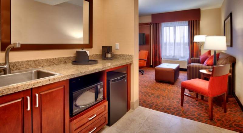 Hampton Inn Omaha/West Dodge Road, Old Mill