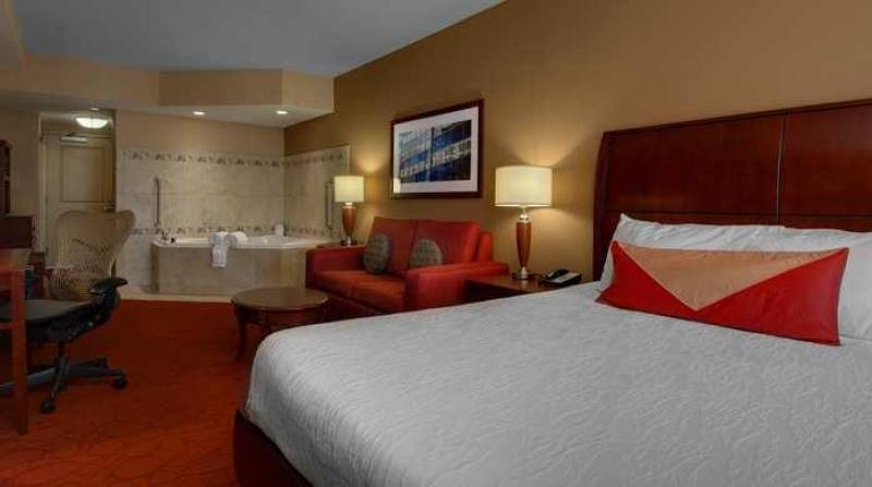 Hilton Garden Inn Milwaukee Airport