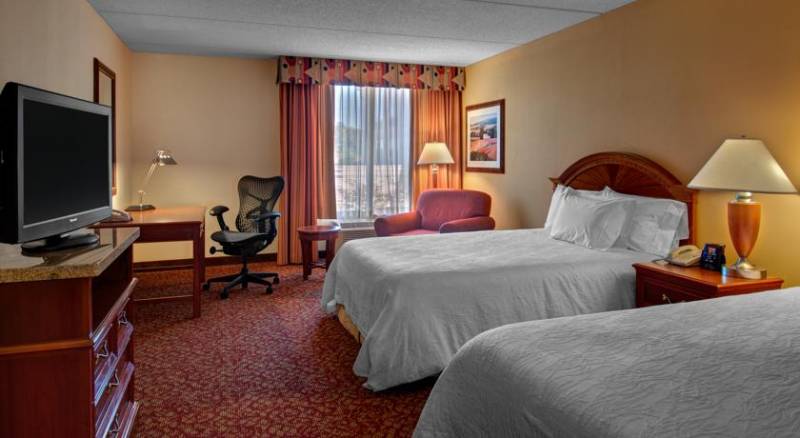 Hilton Garden Inn Newport News