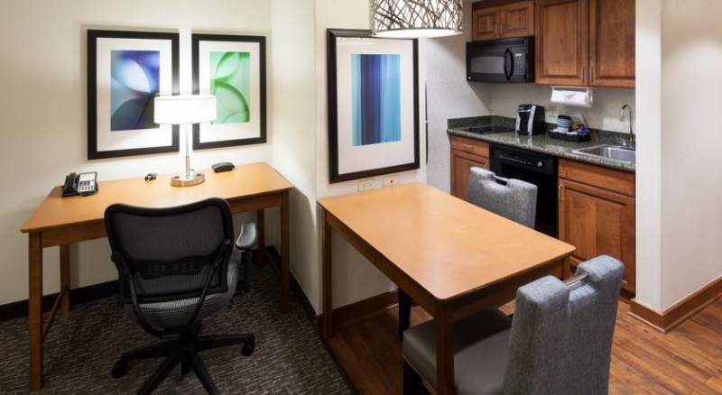 Homewood Suites by Hilton Omaha - Downtown