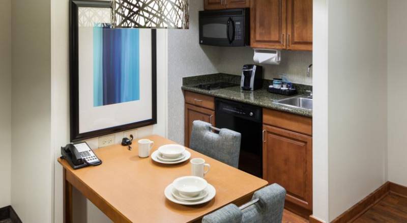 Homewood Suites by Hilton Omaha - Downtown