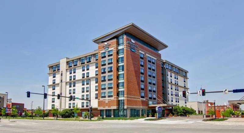 Homewood Suites by Hilton Omaha - Downtown