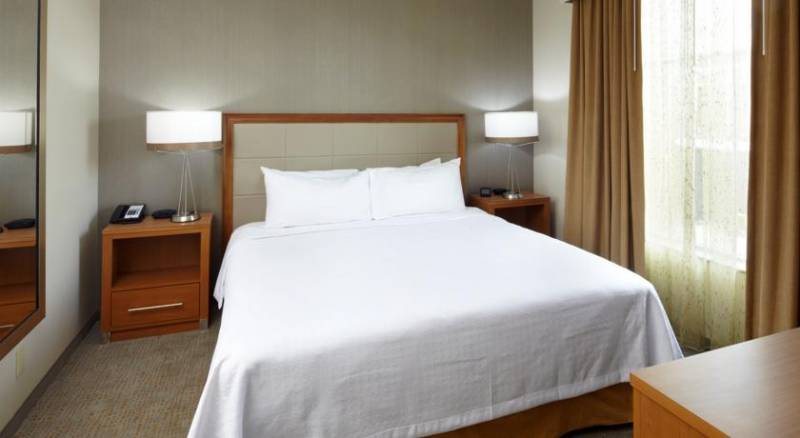 Homewood Suites by Hilton Pittsburgh Airport Robinson Mall Area