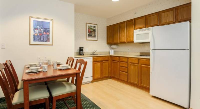 Homewood Suites by Hilton Providence-Warwick