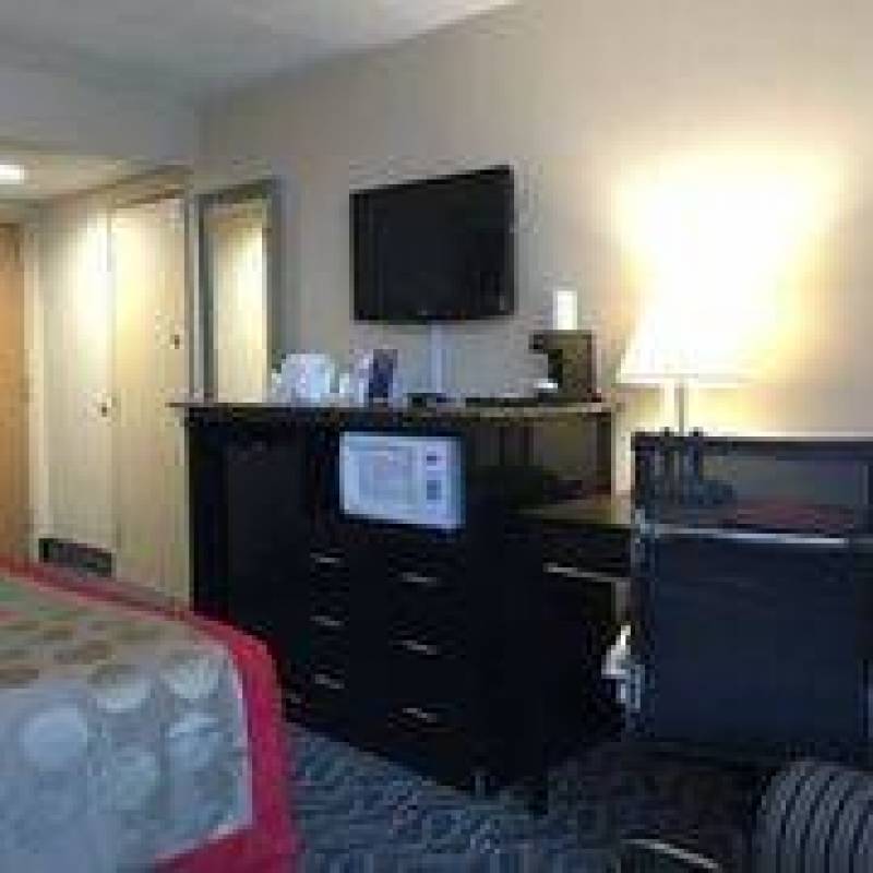 Ramada Newburgh West Point