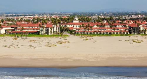 Embassy Suites Mandalay Beach - Hotel & Resort