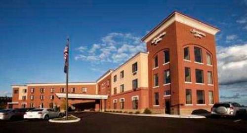 Hampton Inn Marquette-Waterfront