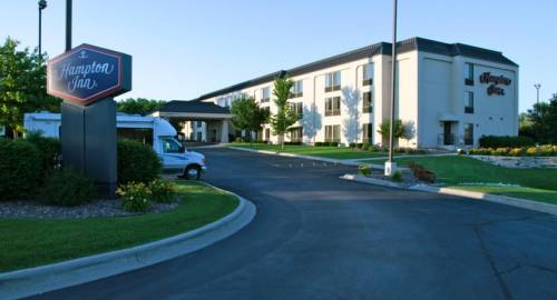 Hampton Inn Milwaukee Airport