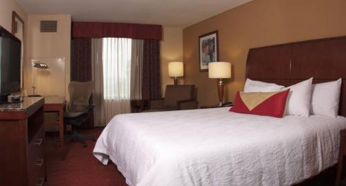 Hilton Garden Inn Milwaukee Airport