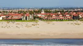 Embassy Suites Mandalay Beach - Hotel & Resort