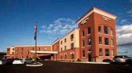 Hampton Inn Marquette-Waterfront