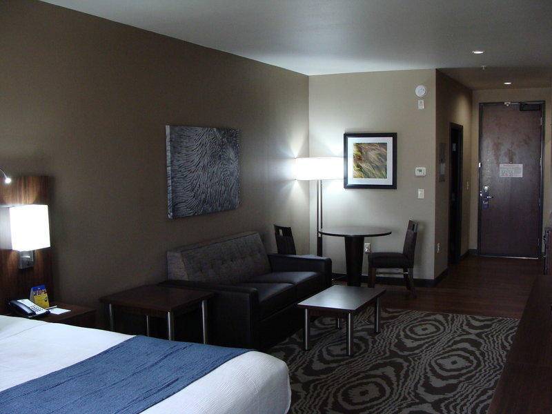 Best Western Plus Williston Hotel & Suites