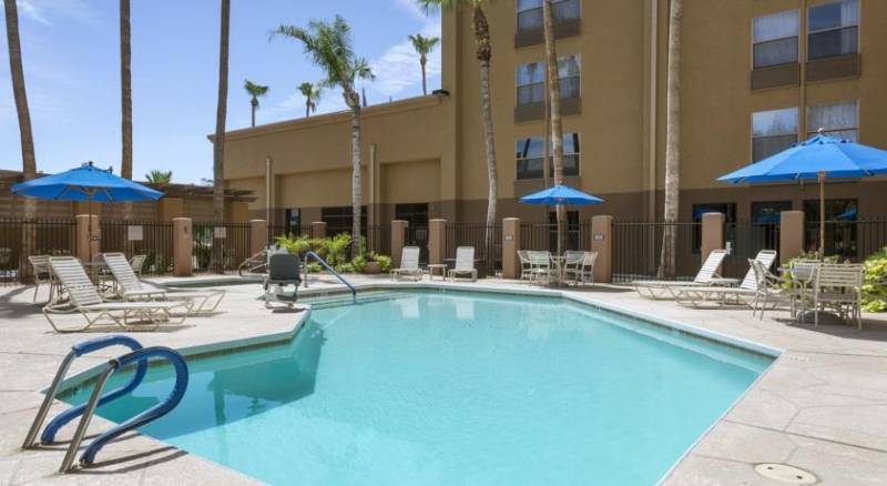 Country Inn and Suites Phoenix Airport South