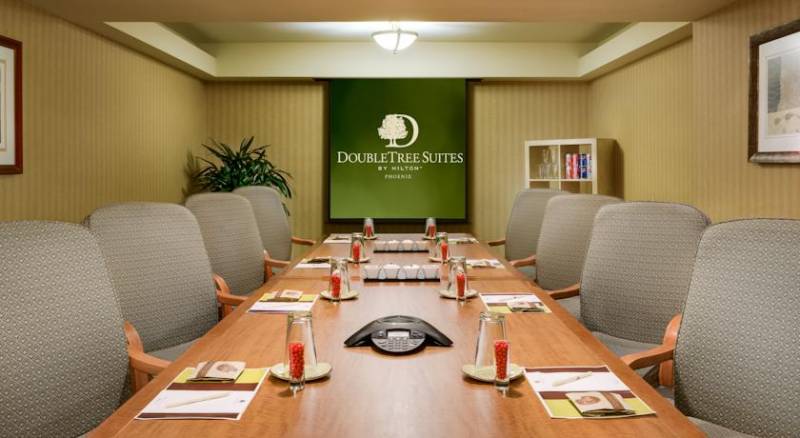 DoubleTree Suites by Hilton Phoenix