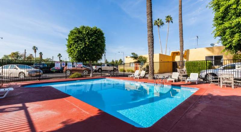 Econo Lodge Phoenix Airport