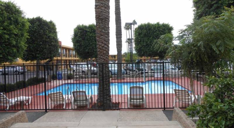 Econo Lodge Phoenix Airport