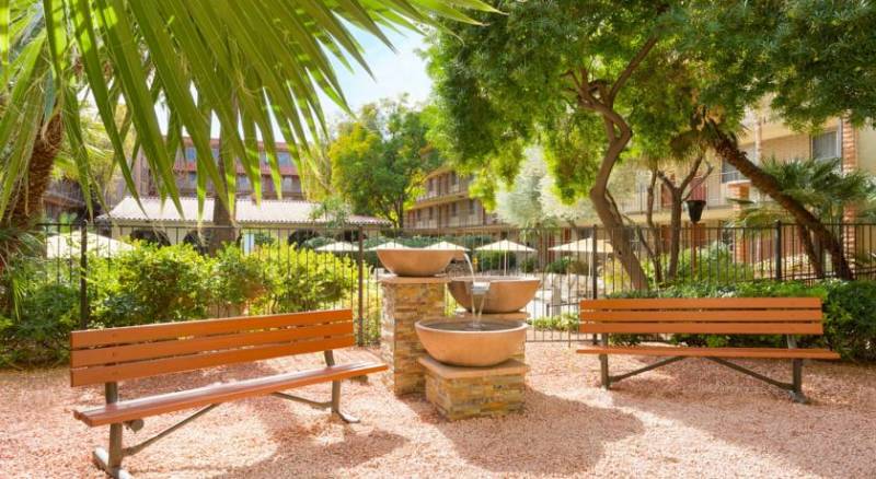 Embassy Suites Phoenix Airport at 24th Street