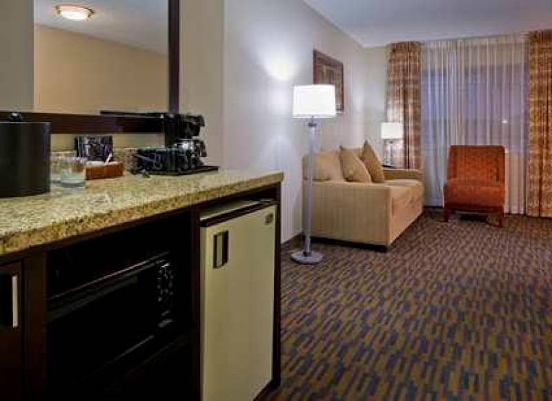 Embassy Suites Seattle - Tacoma International Airport