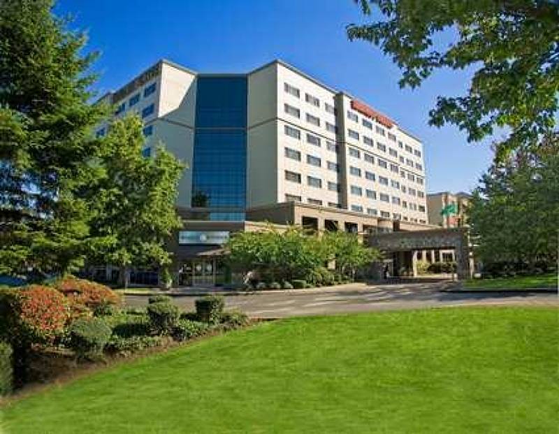 Embassy Suites Seattle - Tacoma International Airport