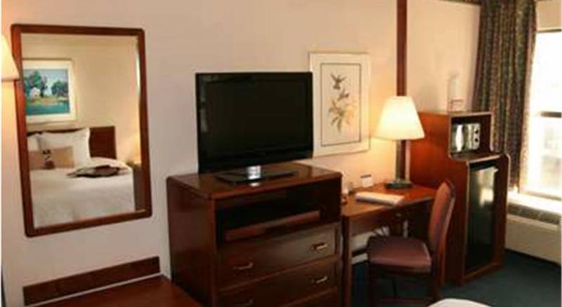 Hampton Inn & Suites Tampa-North