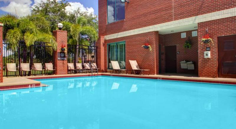 Hampton Inn & Suites Tampa Ybor City Downtown