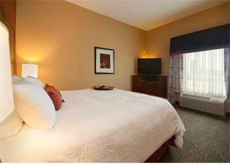 Hampton Inn & Suites Wichita-Northeast