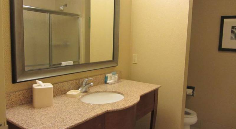 Hampton Inn & Suites Wichita-Northeast