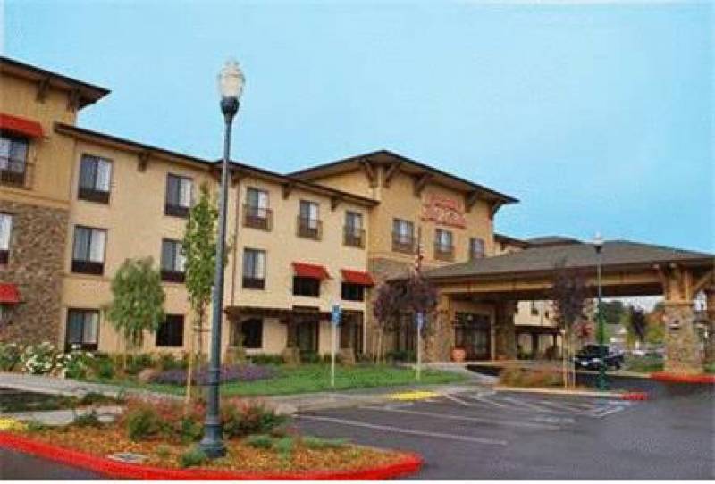 Hampton Inn & Suites Windsor-Sonoma Wine Country