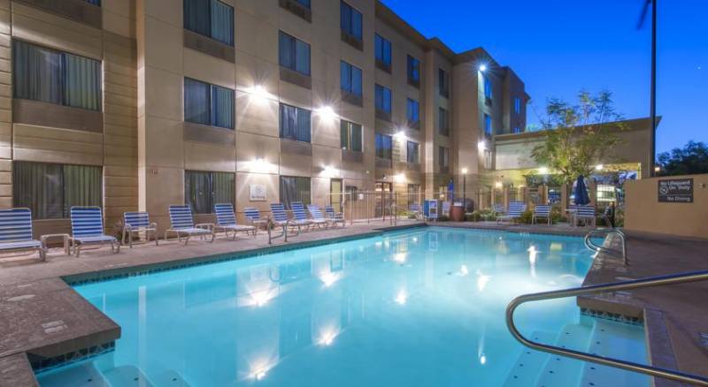 Hampton Inn Phoenix Airport North