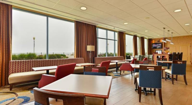 Hampton Inn Virginia Beach-Oceanfront South