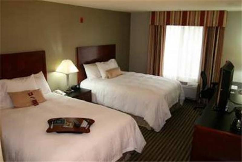 Hampton Inn Visalia