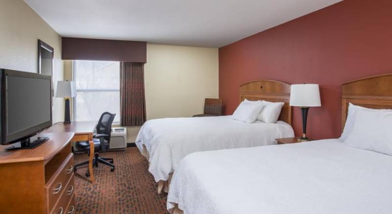 Hampton Inn Wichita-East