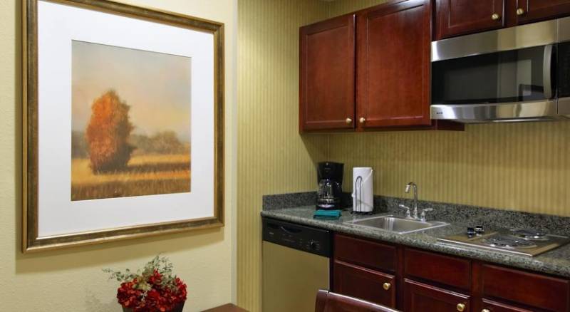 Homewood Suites by Hilton Tampa Airport - Westshore