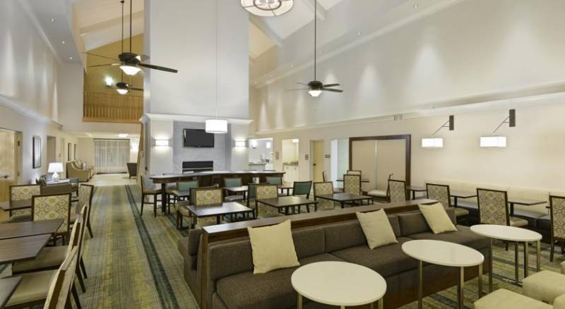 Homewood Suites Phoenix-Metro Center