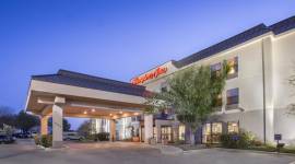 Hampton Inn Wichita-East