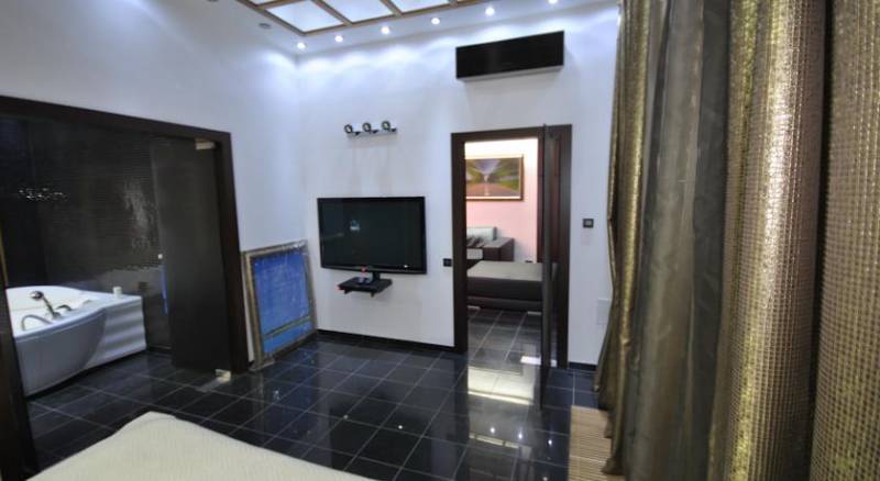 Arkadia Palace Luxury Apartments