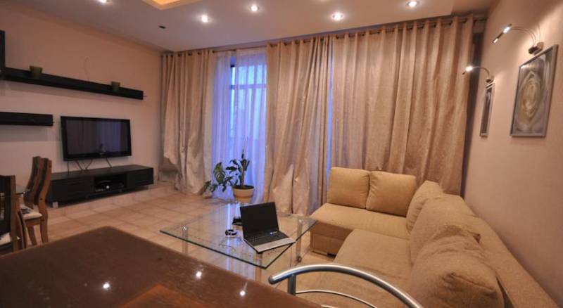 Arkadia Palace Luxury Apartments