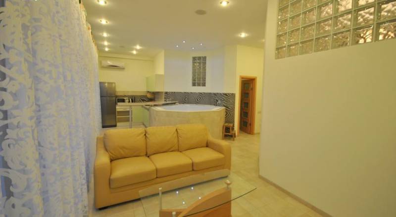 Arkadia Palace Luxury Apartments